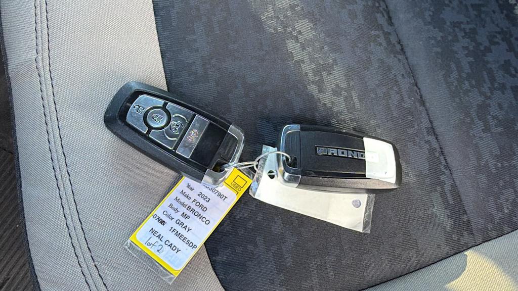 Thumbnail: 2023 Ford Bronco - 15