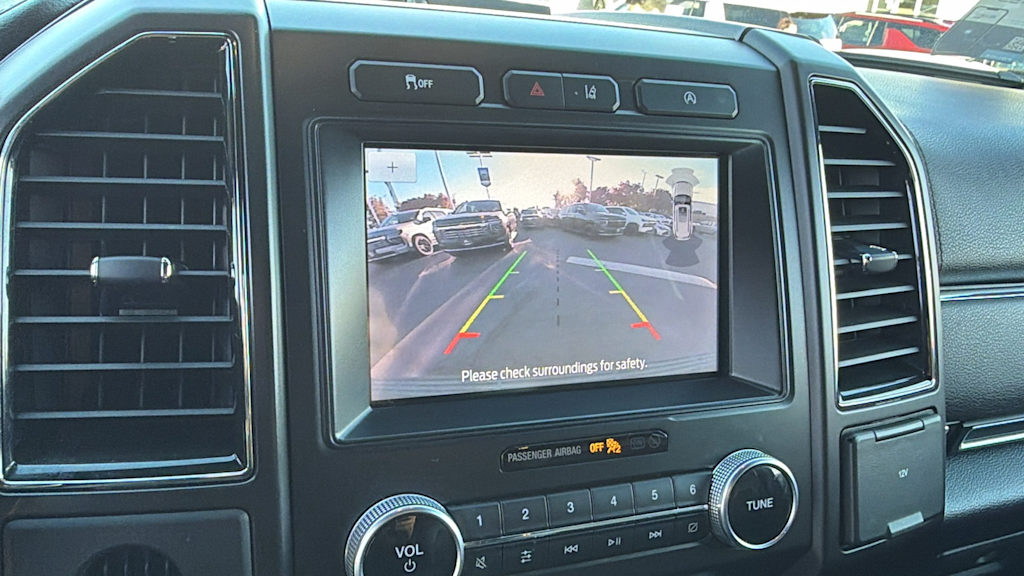 Thumbnail: 2021 Ford Expedition MAX - 24