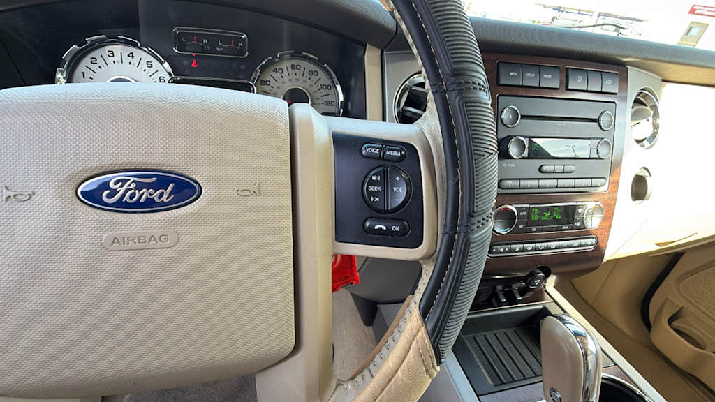Thumbnail: 2013 Ford Expedition - 26