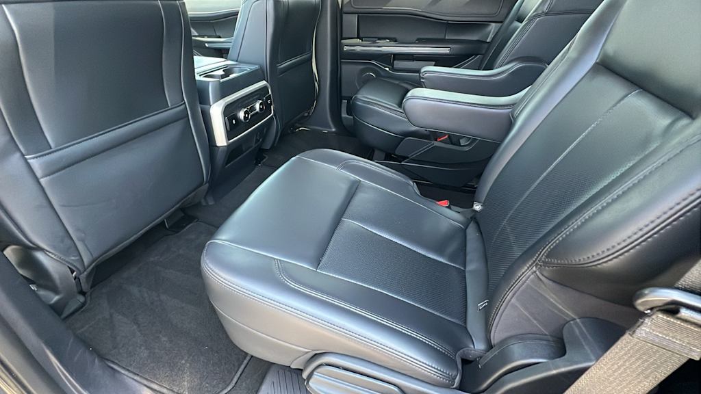 Thumbnail: 2023 Ford Expedition - 12
