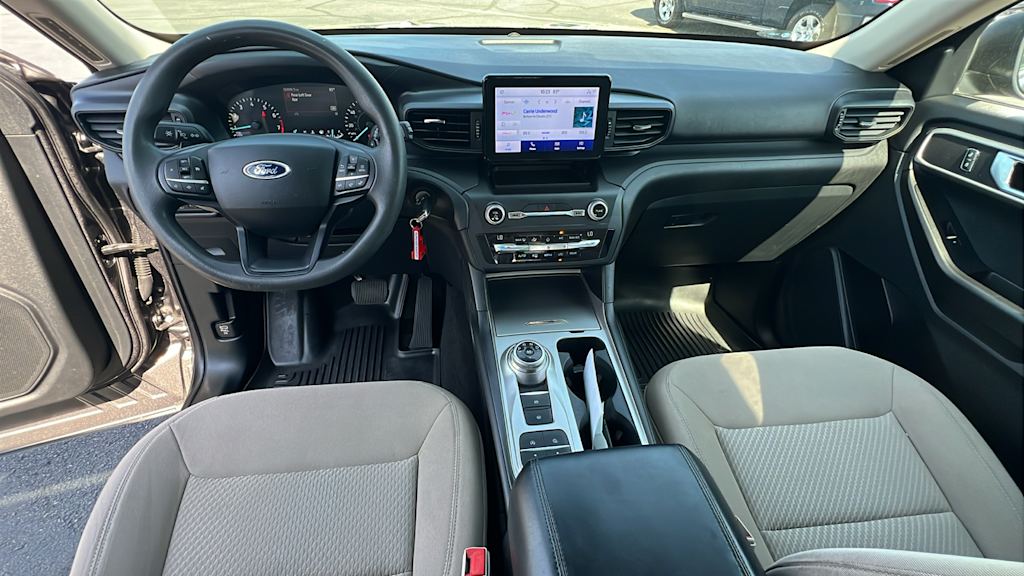 2020 Ford Explorer Base 12