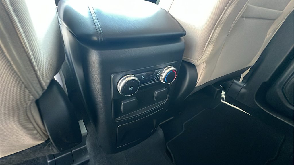 Thumbnail: 2022 Ford Explorer - 30