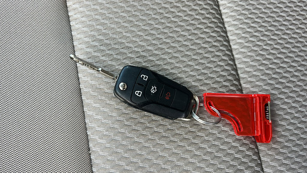 Thumbnail: 2022 Ford Explorer - 18