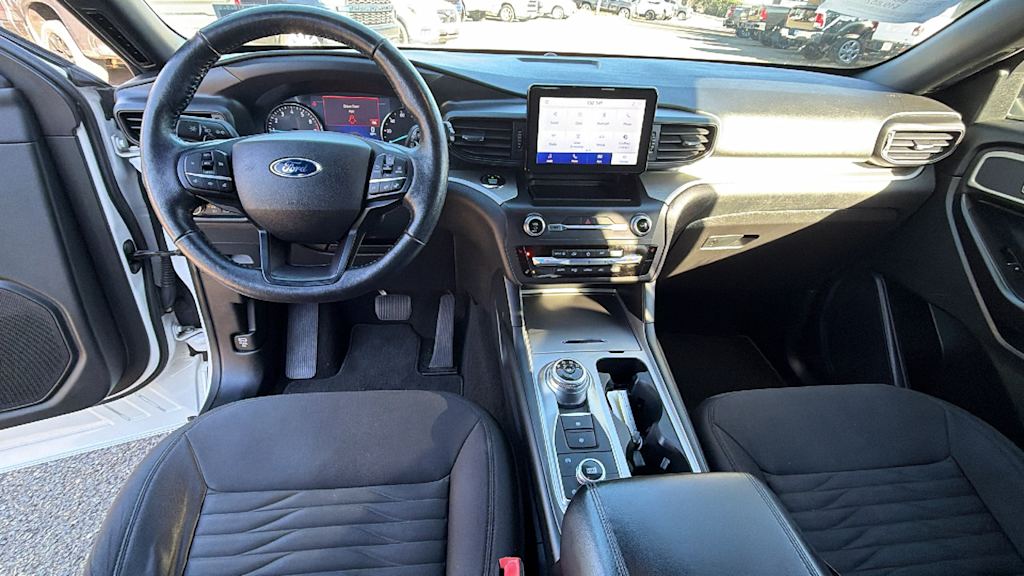 Thumbnail: 2020 Ford Explorer - 12