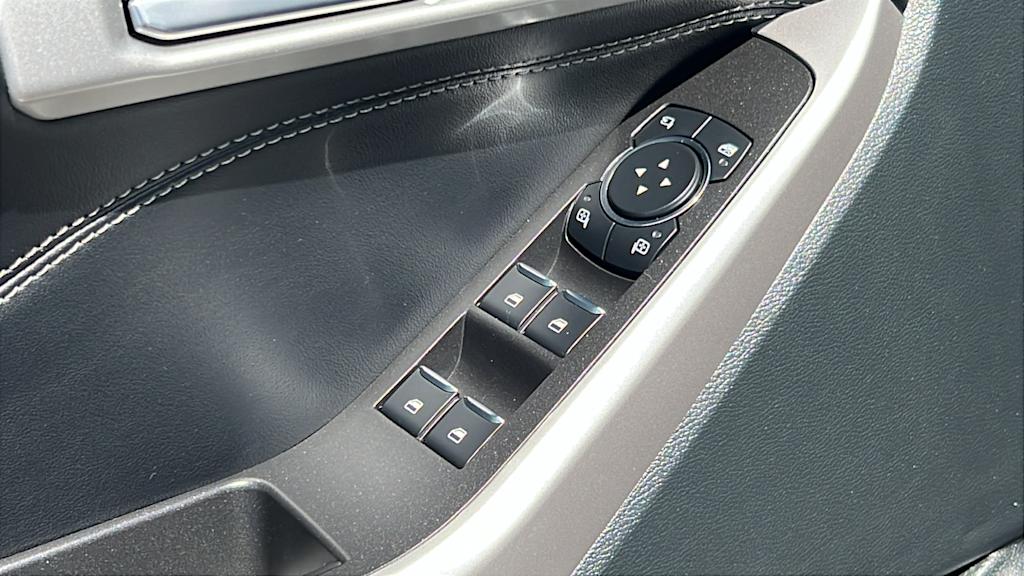 2024 Ford Explorer Limited 28