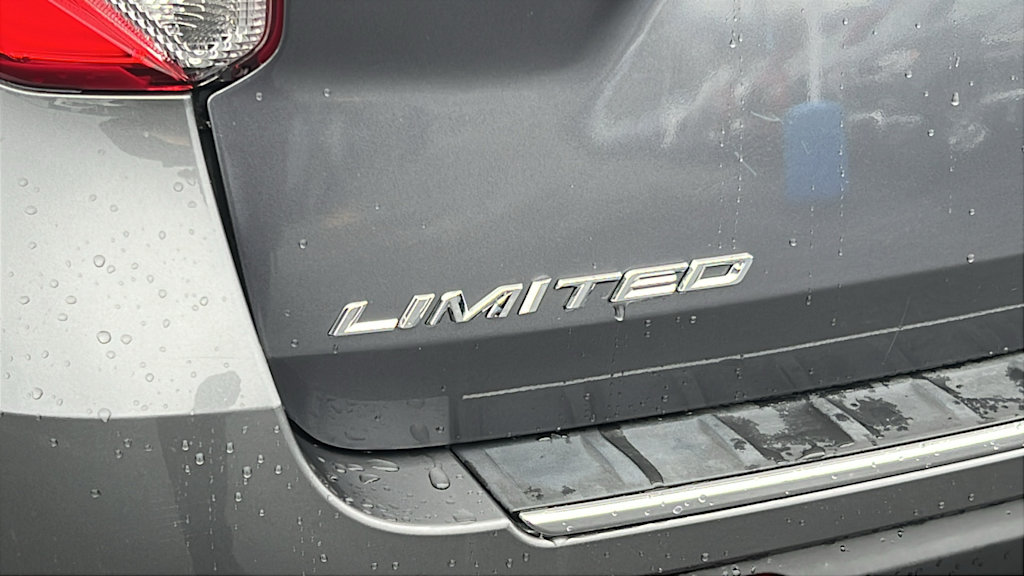 2023 Ford Explorer Limited 7