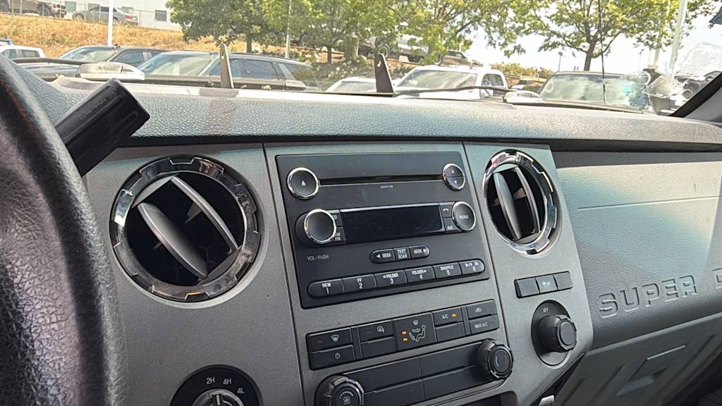 Thumbnail: 2014 Ford F-250 - 13