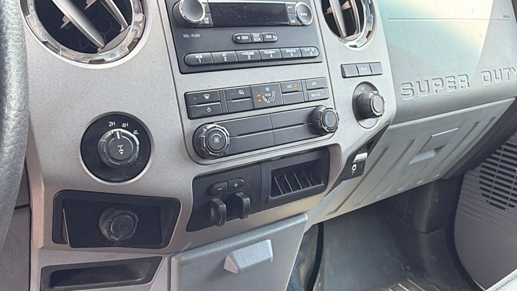 Thumbnail: 2014 Ford F-250 - 20