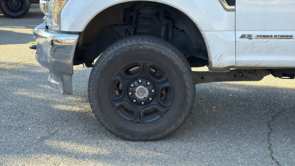 Thumbnail: 2017 Ford F-250 - 8