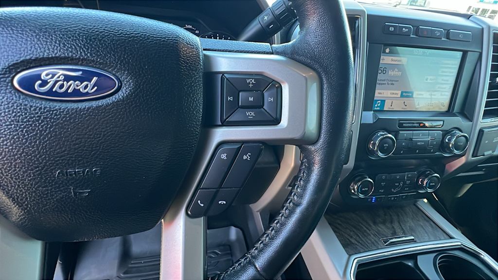 2019 Ford F-350 Lariat 26
