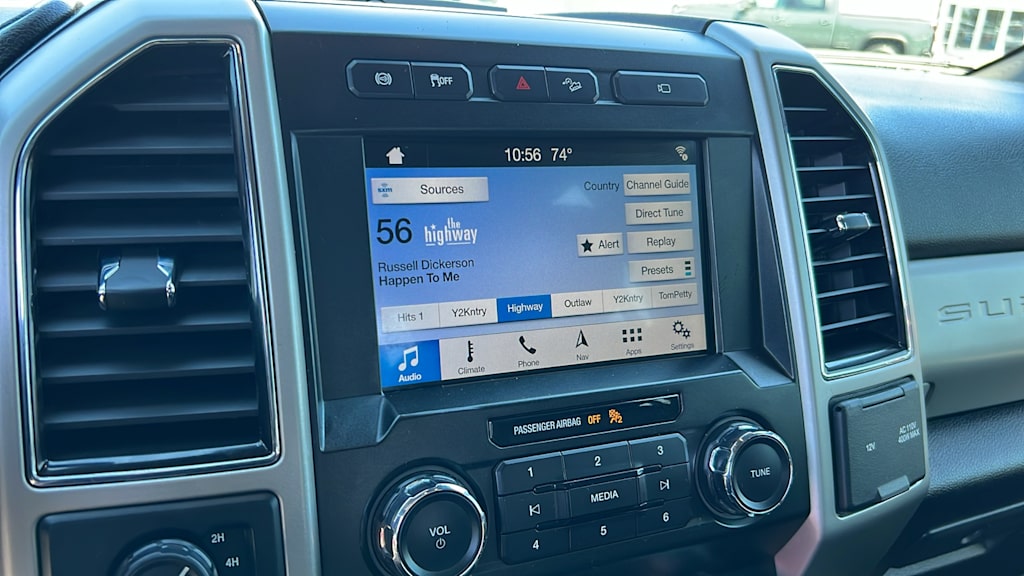 2019 Ford F-350 Lariat 23