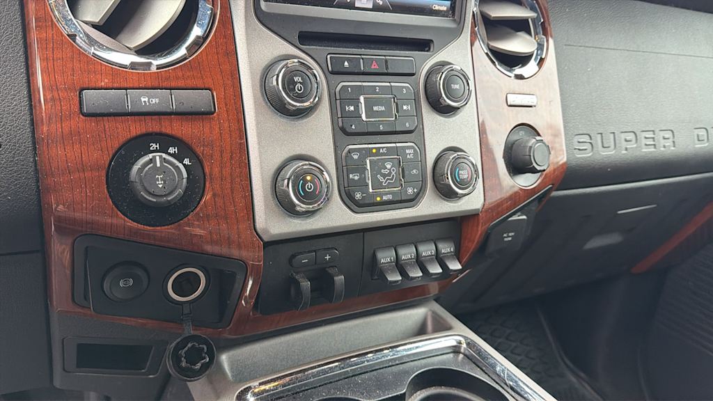 Thumbnail: 2016 Ford F-350 - 20