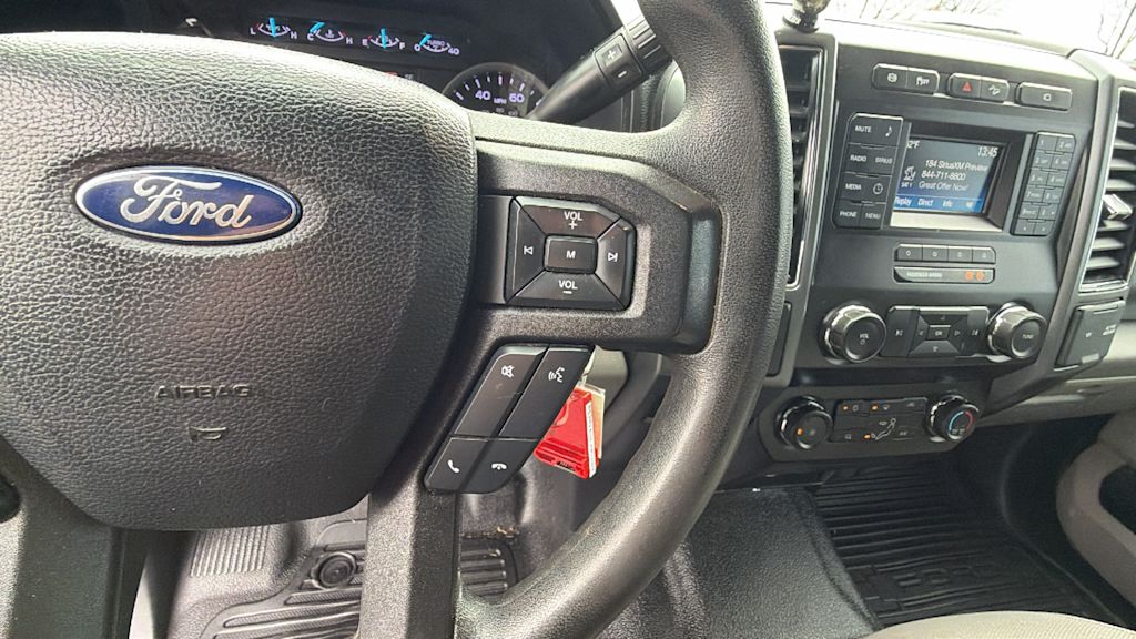 Thumbnail: 2019 Ford F-350 - 26