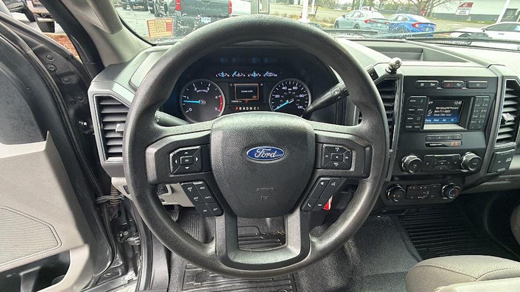 Thumbnail: 2019 Ford F-350 - 9