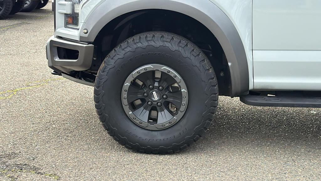 Thumbnail: 2017 Ford F-150 - 8