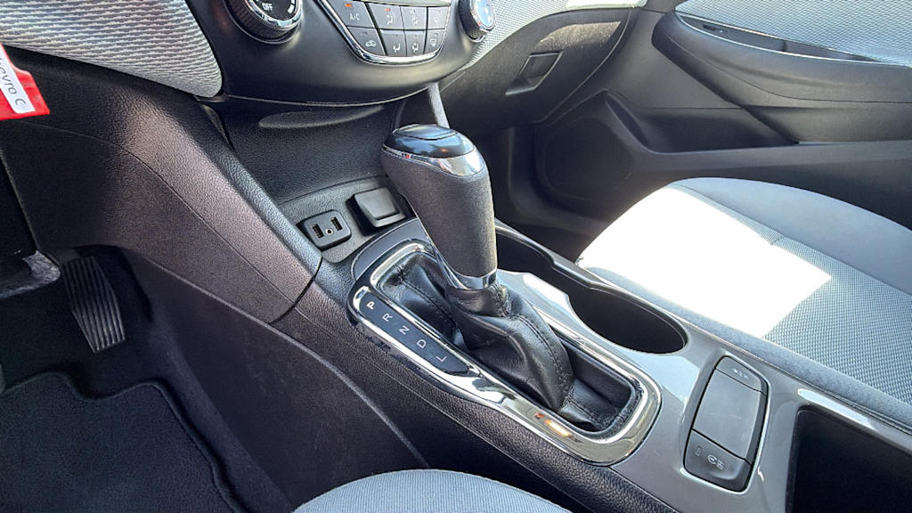 Thumbnail: 2019 Chevrolet Cruze - 15