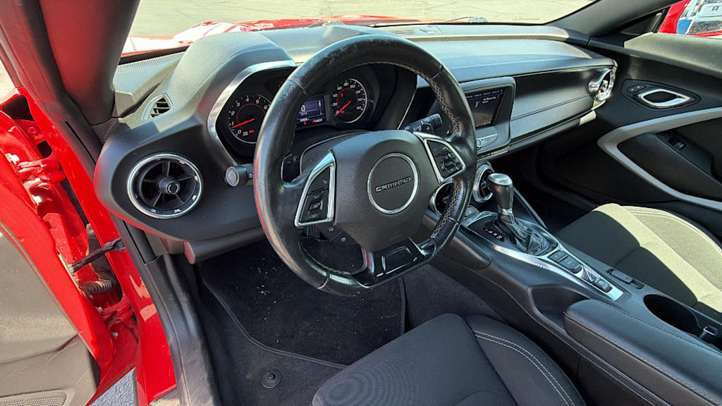 Thumbnail: 2020 Chevrolet Camaro - 2