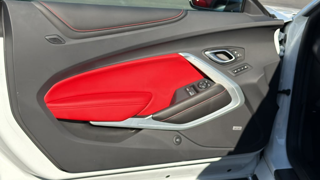 Thumbnail: 2023 Chevrolet Camaro - 25