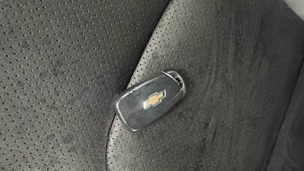 Thumbnail: 2020 Chevrolet Camaro - 14