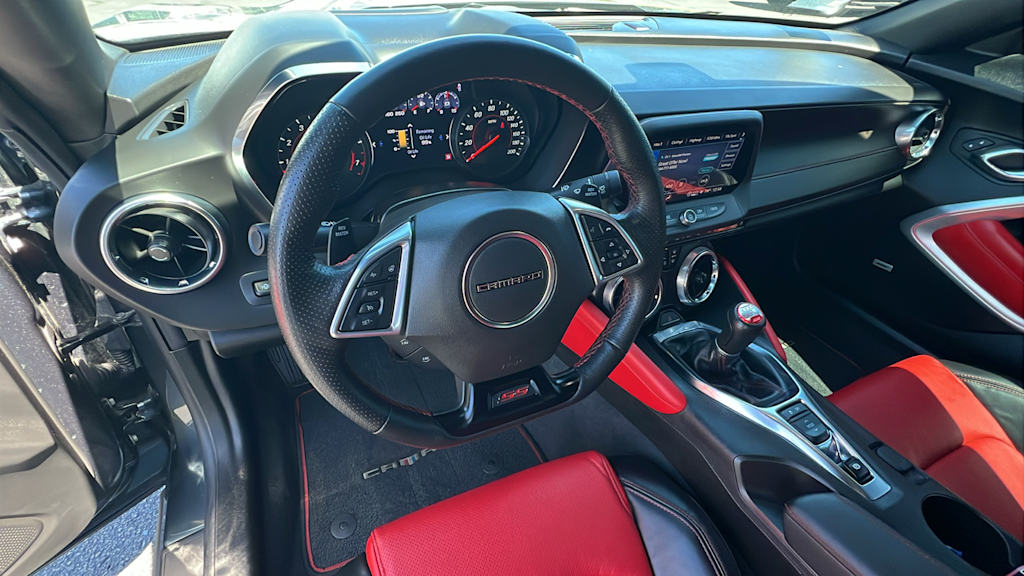 2022 Chevrolet Camaro  2