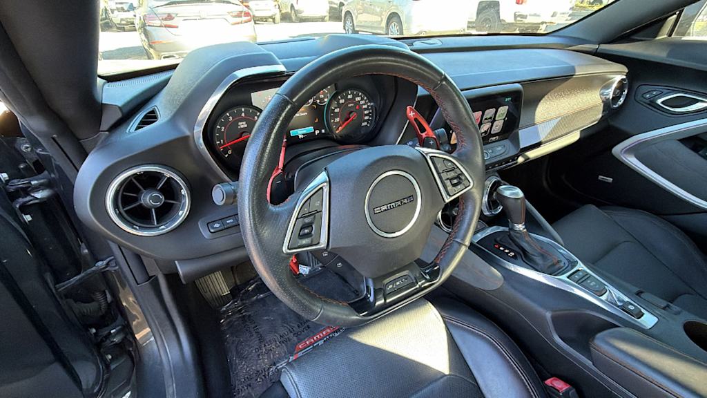 Thumbnail: 2017 Chevrolet Camaro - 2