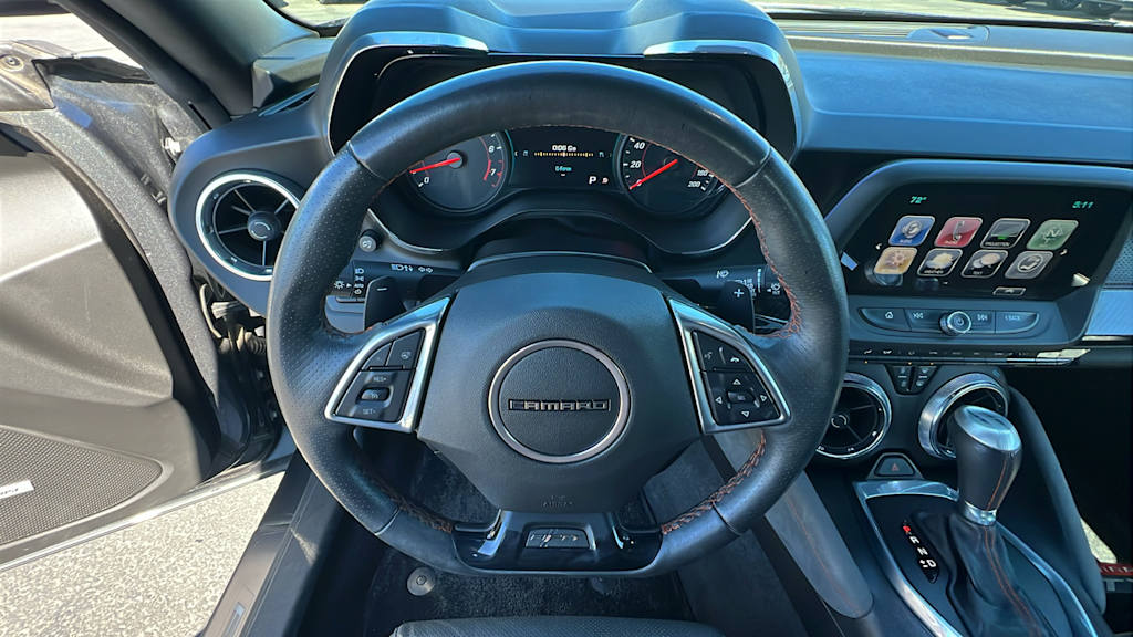 Thumbnail: 2017 Chevrolet Camaro - 9