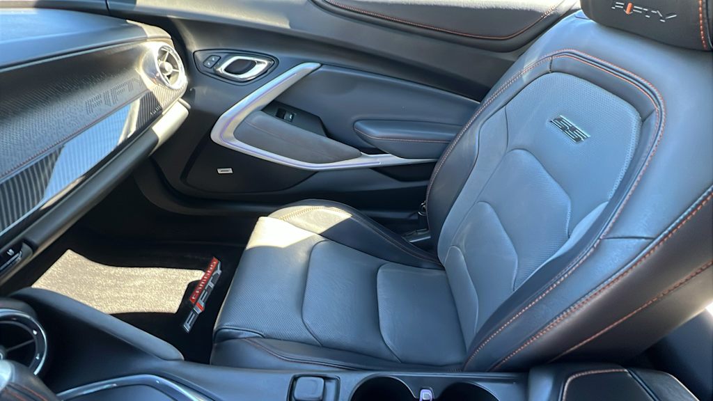 Thumbnail: 2017 Chevrolet Camaro - 11