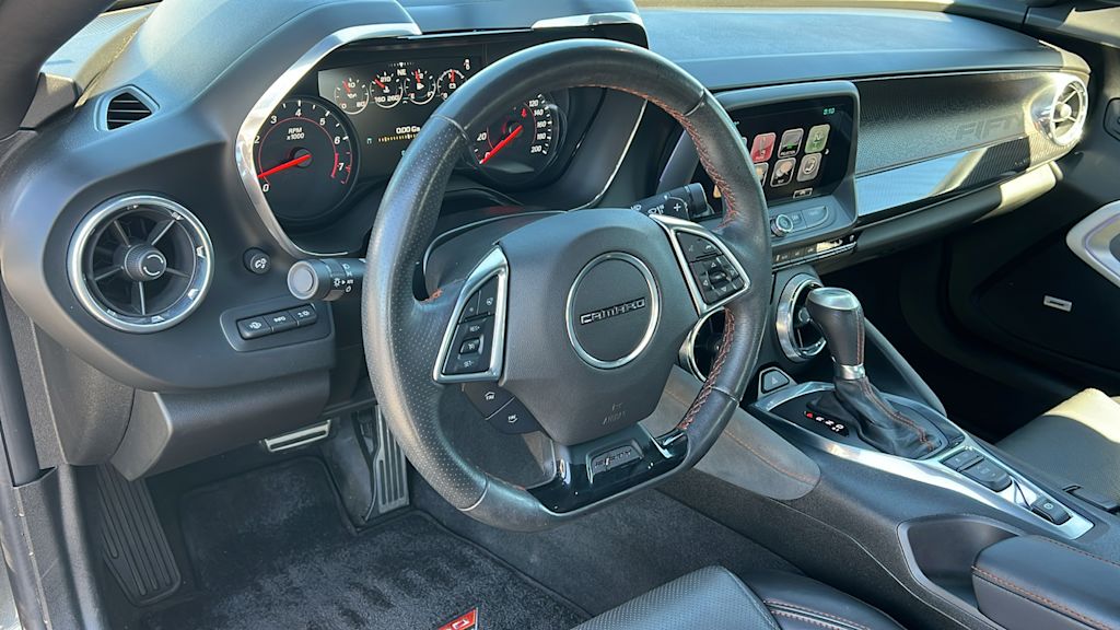 Thumbnail: 2017 Chevrolet Camaro - 2