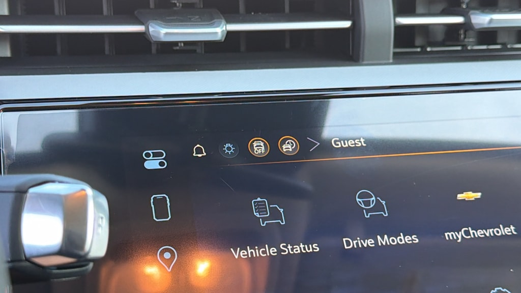 Thumbnail: 2027 Chevrolet Bolt EV - 24