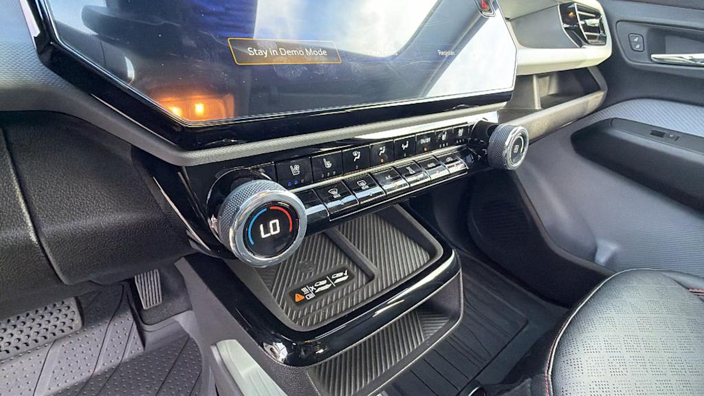 Thumbnail: 2027 Chevrolet Bolt EV - 23