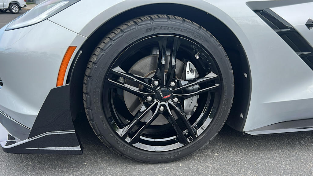 Thumbnail: 2015 Chevrolet Corvette - 8