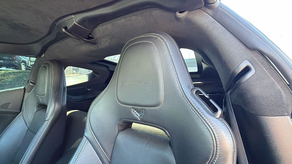Thumbnail: 2015 Chevrolet Corvette - 9