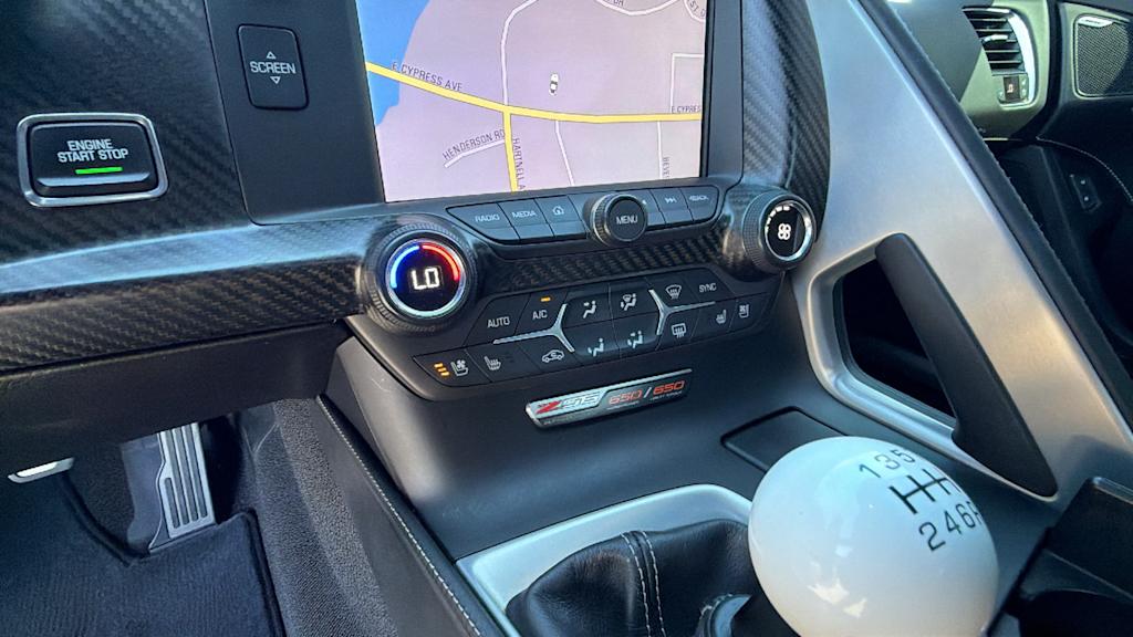 Thumbnail: 2015 Chevrolet Corvette - 20