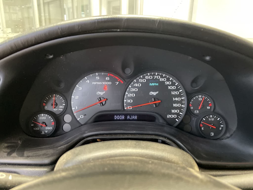 2003 Chevrolet Corvette Base 17