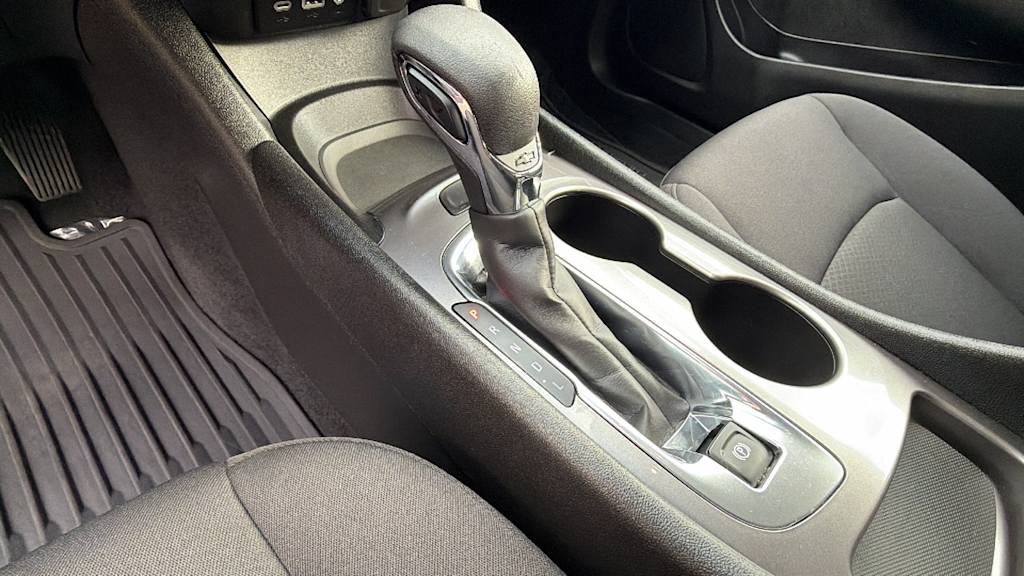 Thumbnail: 2023 Chevrolet Malibu - 14