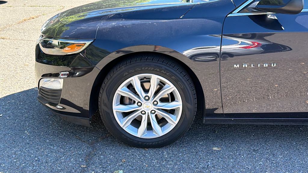 Thumbnail: 2023 Chevrolet Malibu - 7