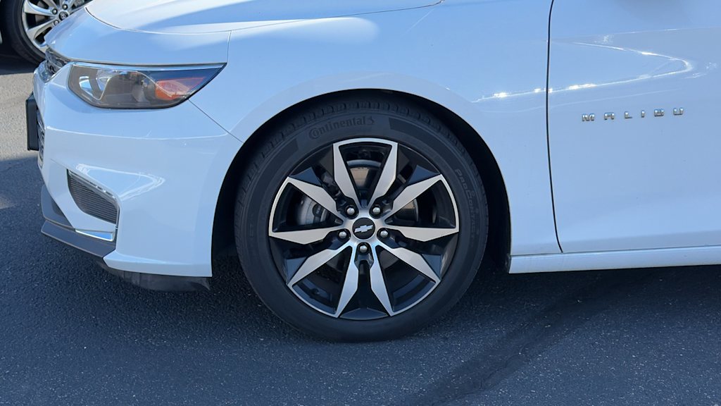 Thumbnail: 2018 Chevrolet Malibu - 7