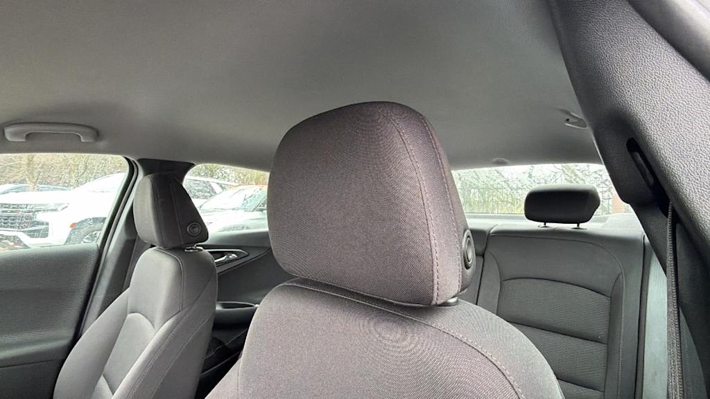 Thumbnail: 2022 Chevrolet Malibu - 9