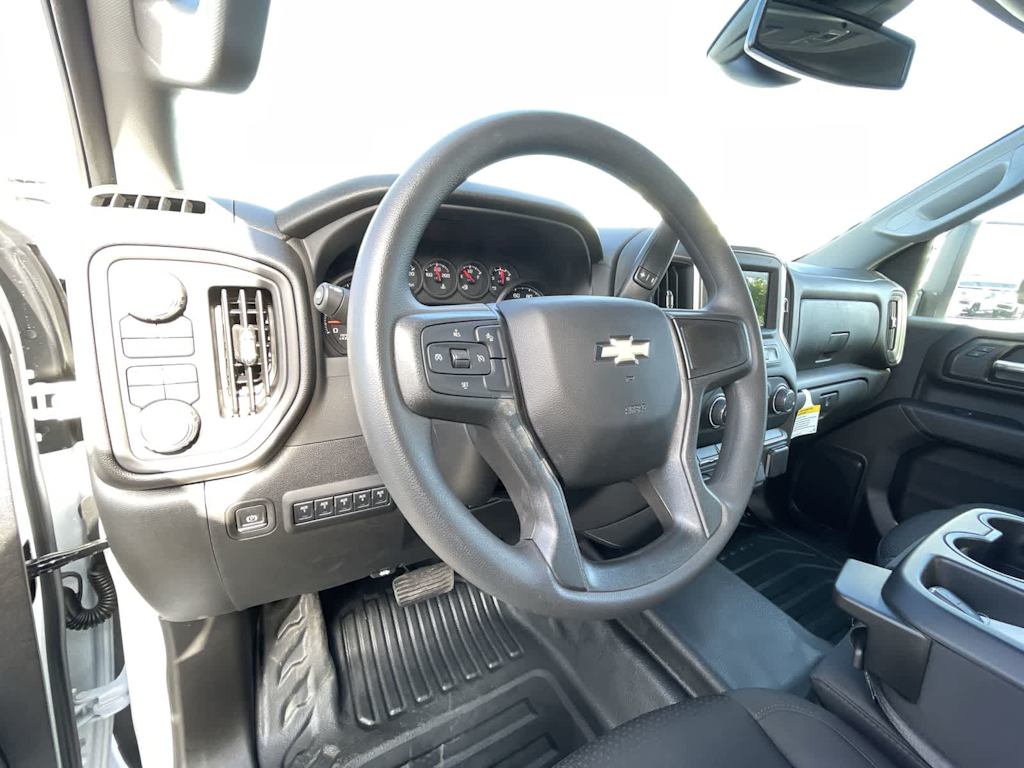 2024 Chevrolet Silverado 2500 Work Truck 3