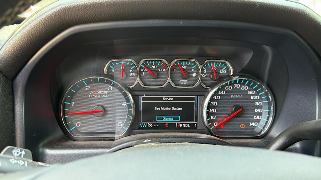 Thumbnail: 2017 Chevrolet Silverado 2500 - 13