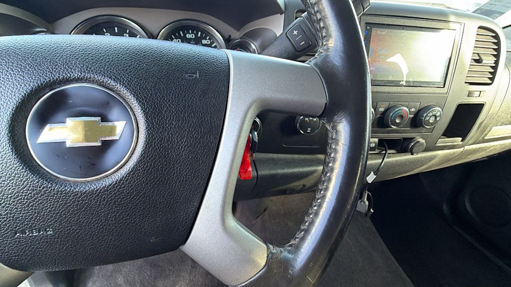 Thumbnail: 2014 Chevrolet Silverado 2500 - 26