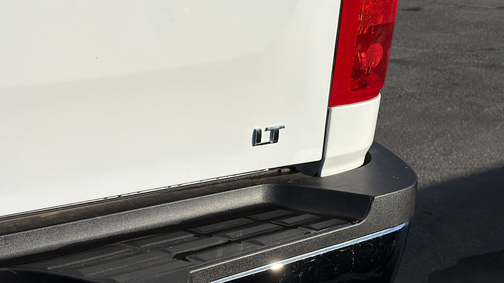 Thumbnail: 2014 Chevrolet Silverado 2500 - 30