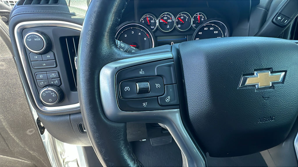 2022 Chevrolet Silverado 2500 LT 24