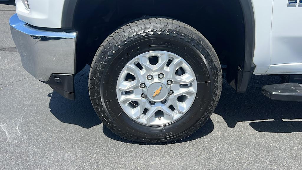 2022 Chevrolet Silverado 2500 LT 7