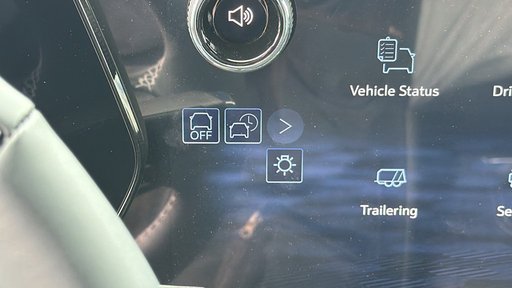 Thumbnail: 2026 Chevrolet Silverado EV - 26