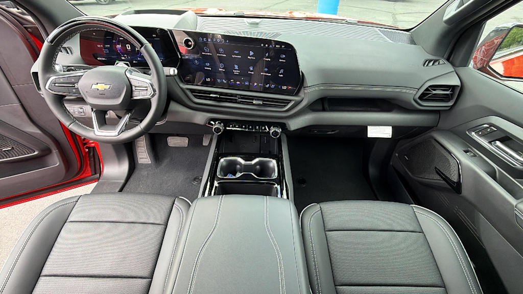 Thumbnail: 2026 Chevrolet Silverado EV - 14