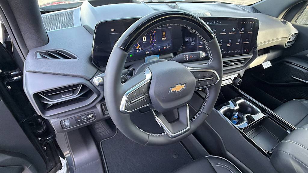 Thumbnail: 2026 Chevrolet Silverado EV - 2