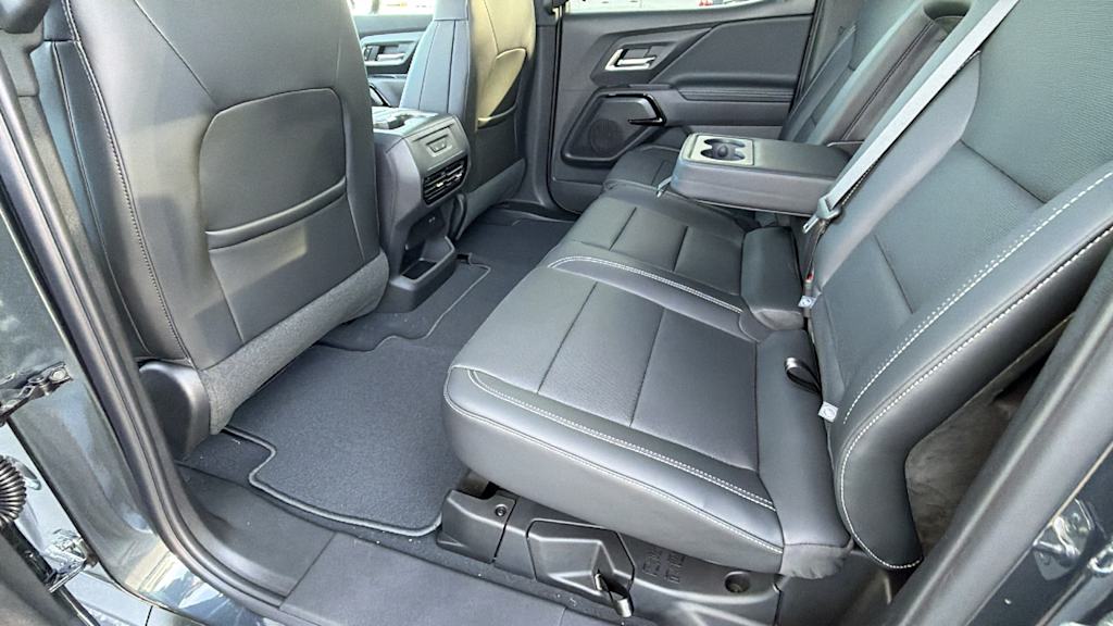 Thumbnail: 2026 Chevrolet Silverado EV - 12