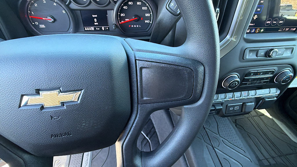 Thumbnail: 2026 Chevrolet Silverado 2500 - 25