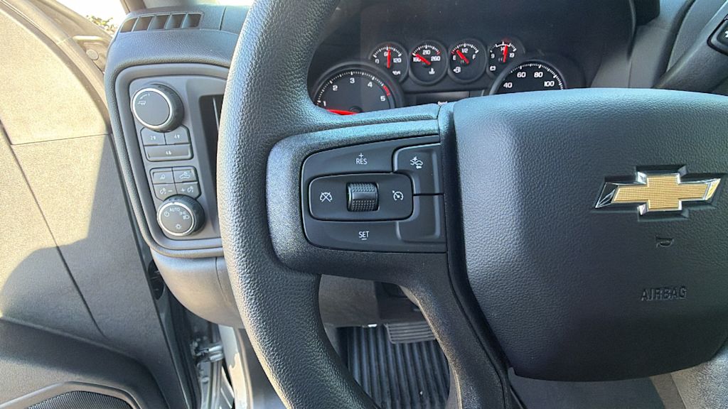 Thumbnail: 2026 Chevrolet Silverado 2500 - 25